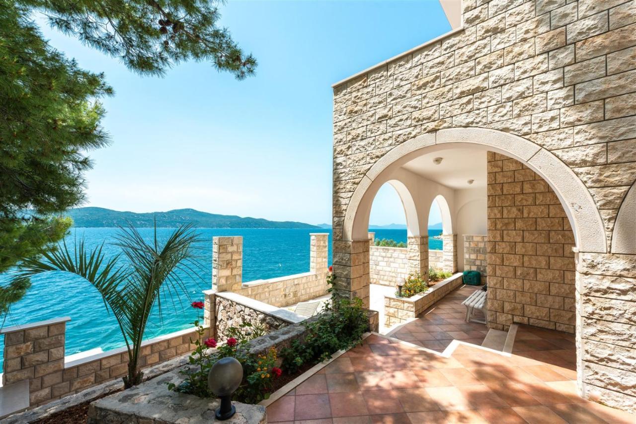 סלאנו Beach Villa Ratac מראה חיצוני תמונה