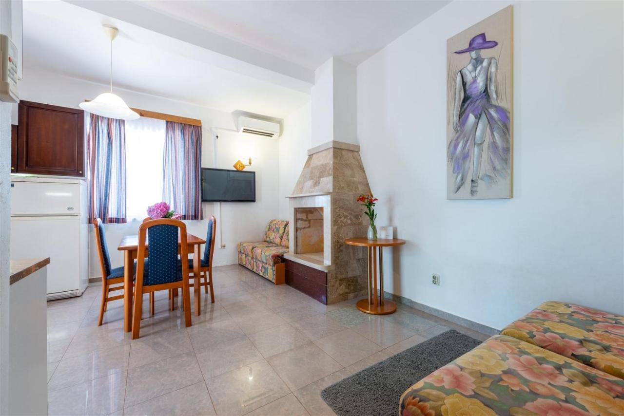 סלאנו Beach Villa Ratac מראה חיצוני תמונה